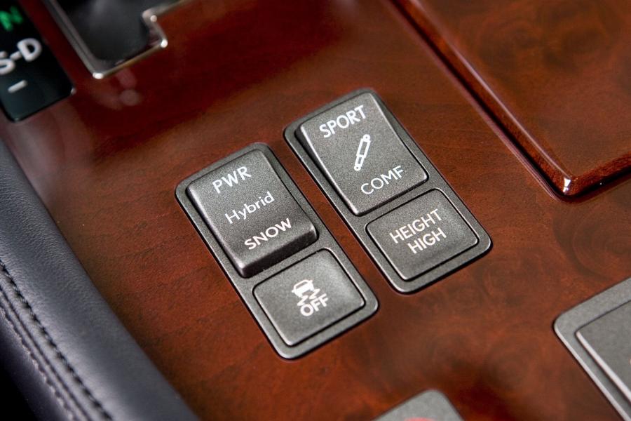  Lexus LS600h L 2007 года  (фото 148 из 224)